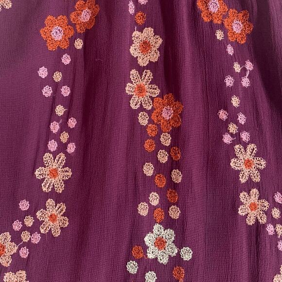 Floret Burgundy Embroidered Dark Floral High Neck Sleeveless Flowy Top Small - Picture 4 of 10